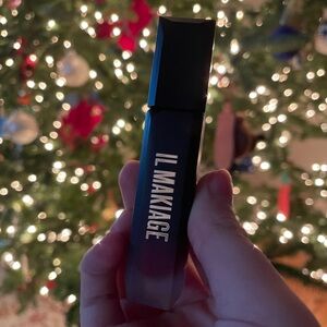 Il MAKIAGE Infinity Long Wear Matte Lip Cream